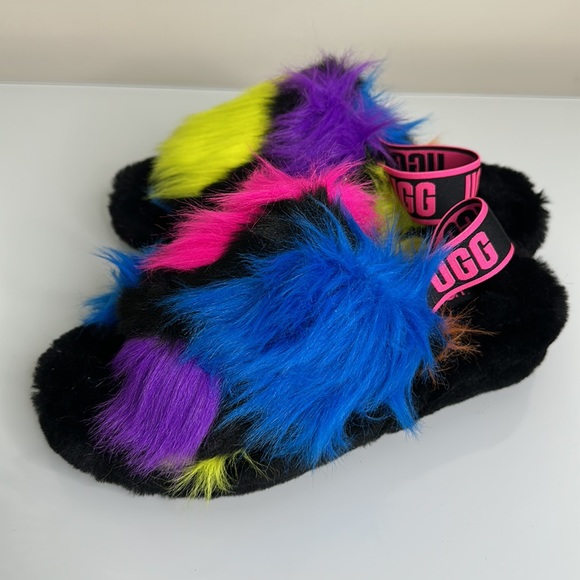 Ugg - Picture 4 of 4